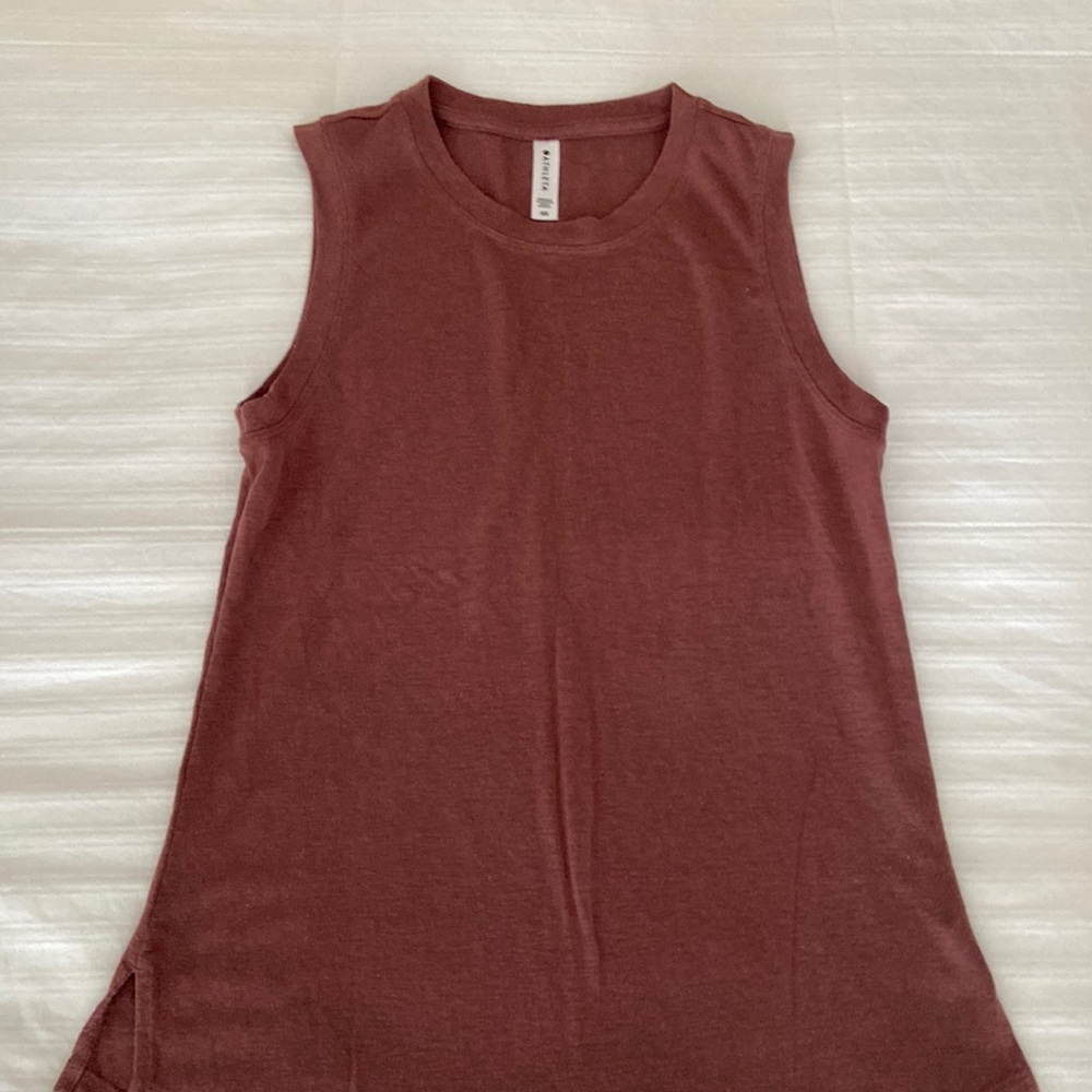 Athleta breezy shirt XS brown